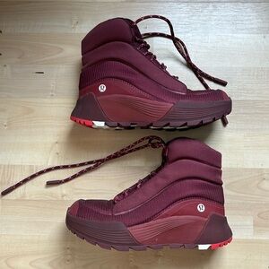 Lululemon Team Canada Boots - NEVER SOLD TO PUBLIC - RARE